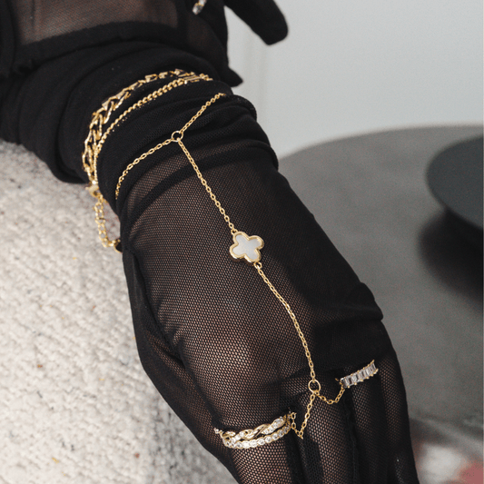 Lucky Hand Chain - EVRYJEWELS