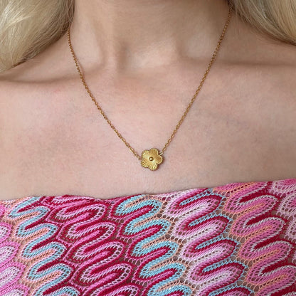Lucky Bloom Necklace - EVRYJEWELS