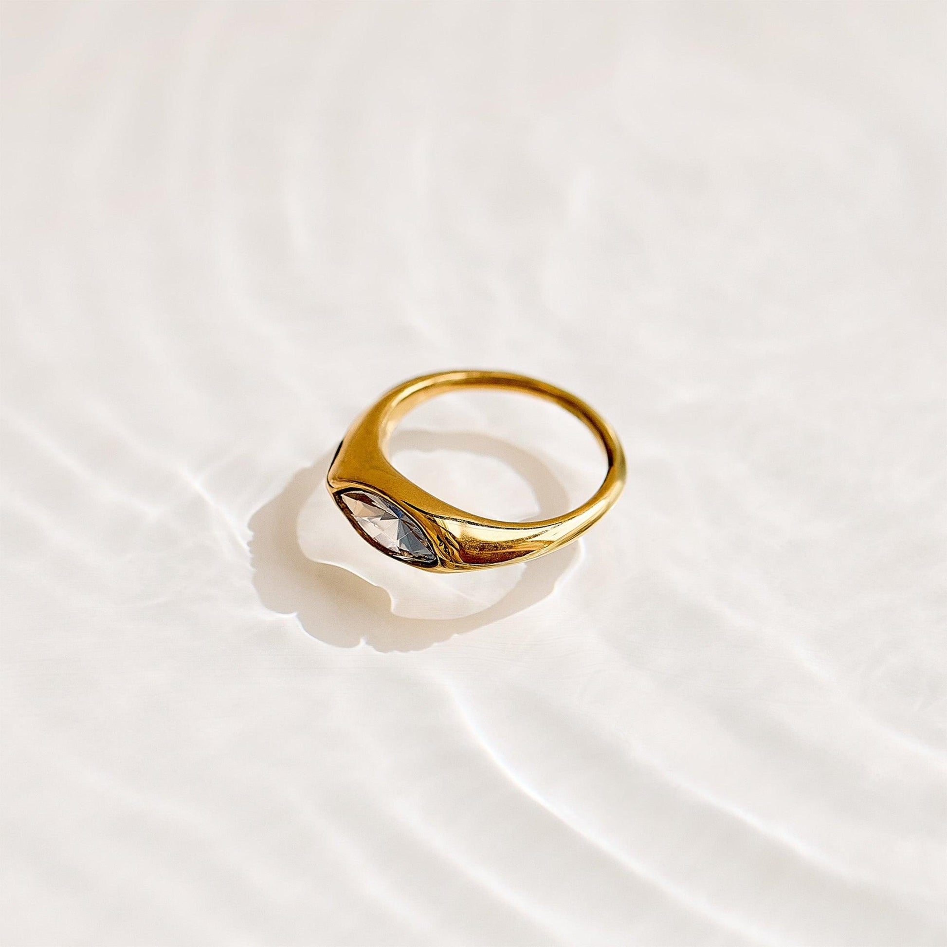 Aurora Ring - EVRYJEWELS
