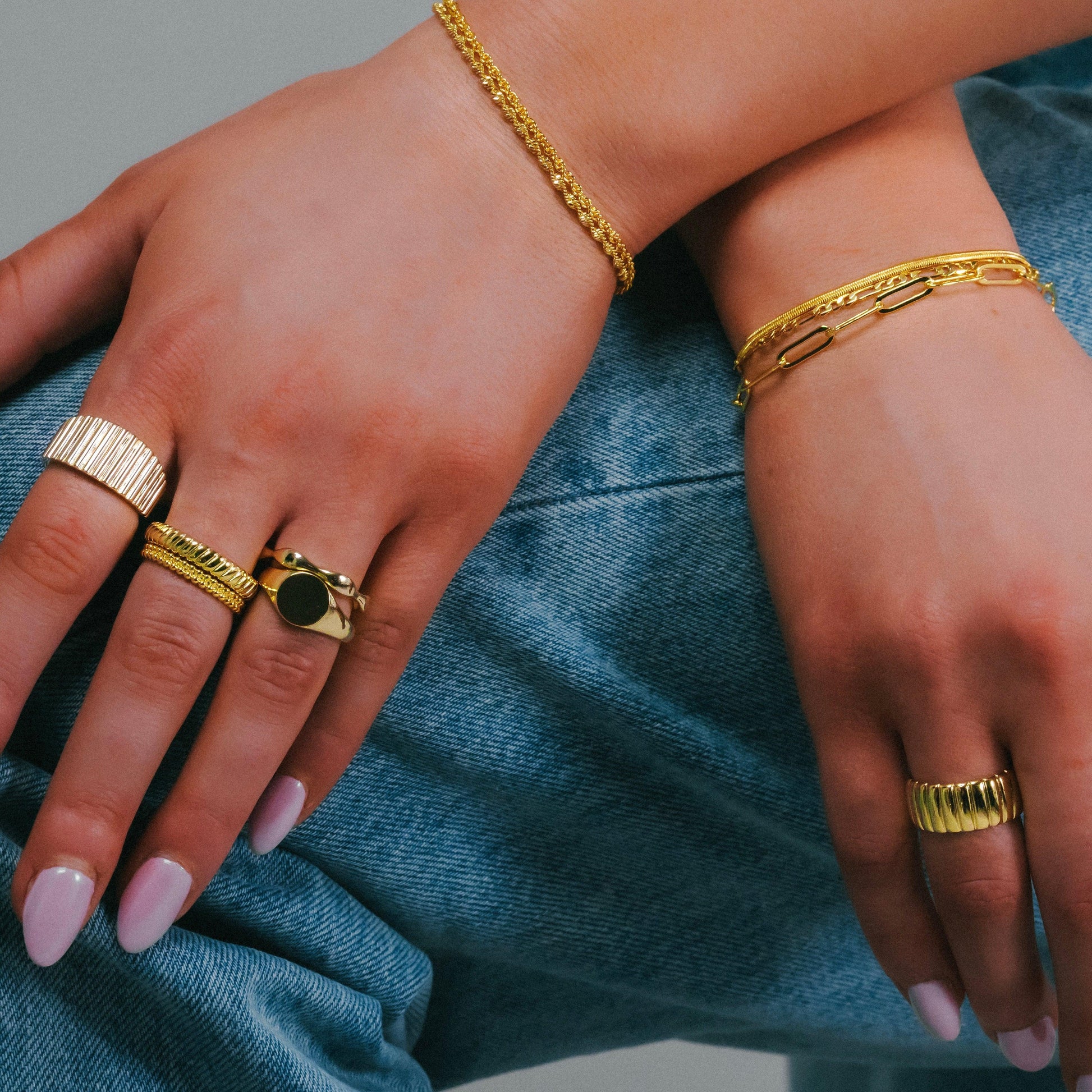 Don't Get It Twisted Bracelet - EVRYJEWELS