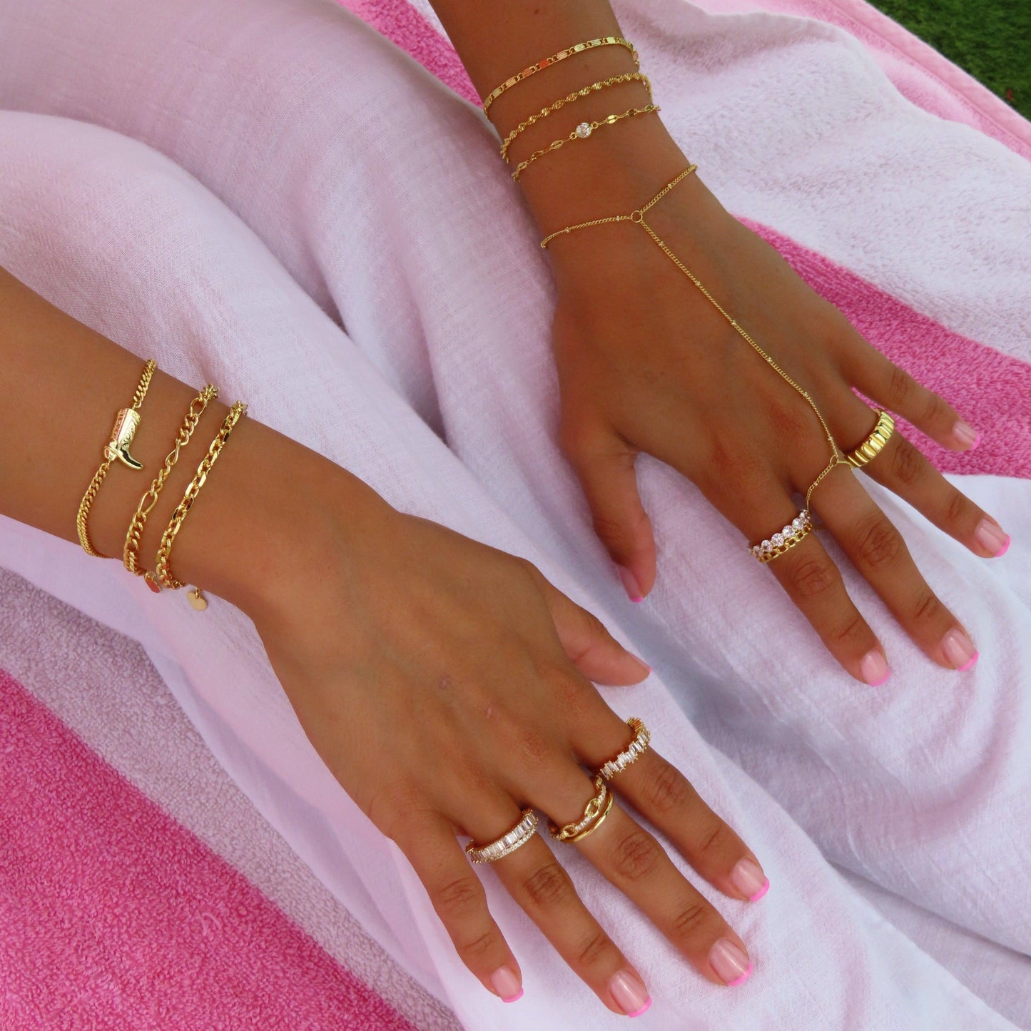 Don't Get It Twisted Bracelet - EVRYJEWELS