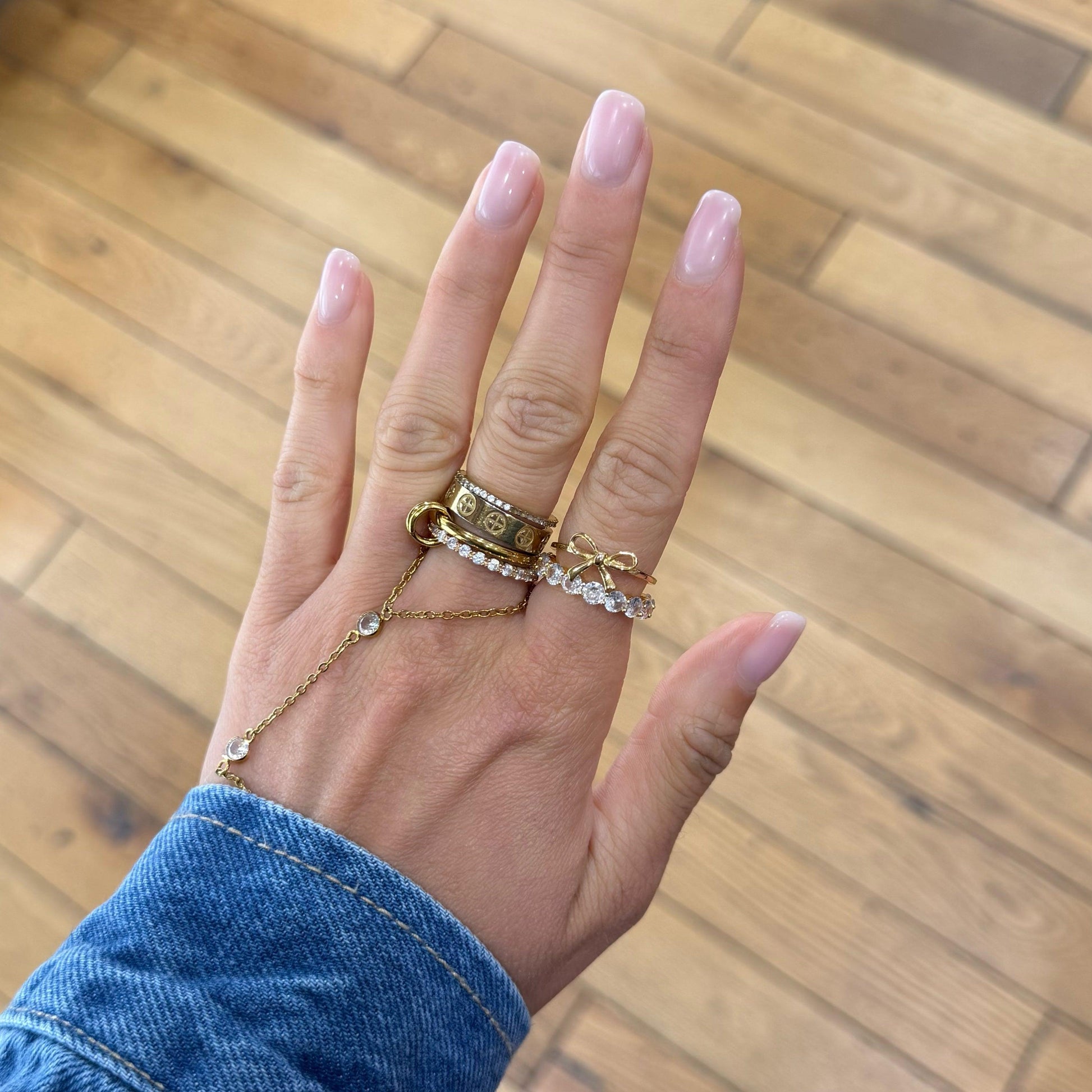 Lost in Hollywood Ring - EVRYJEWELS