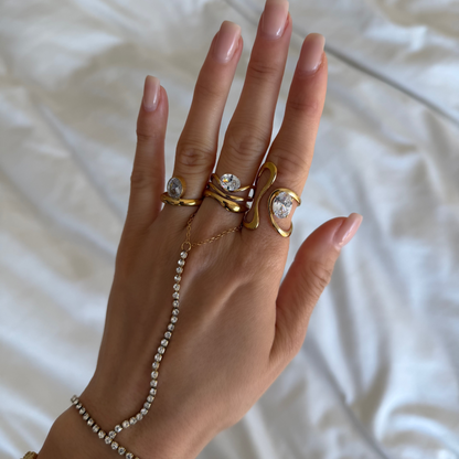 Avaline Ring - EVRYJEWELS