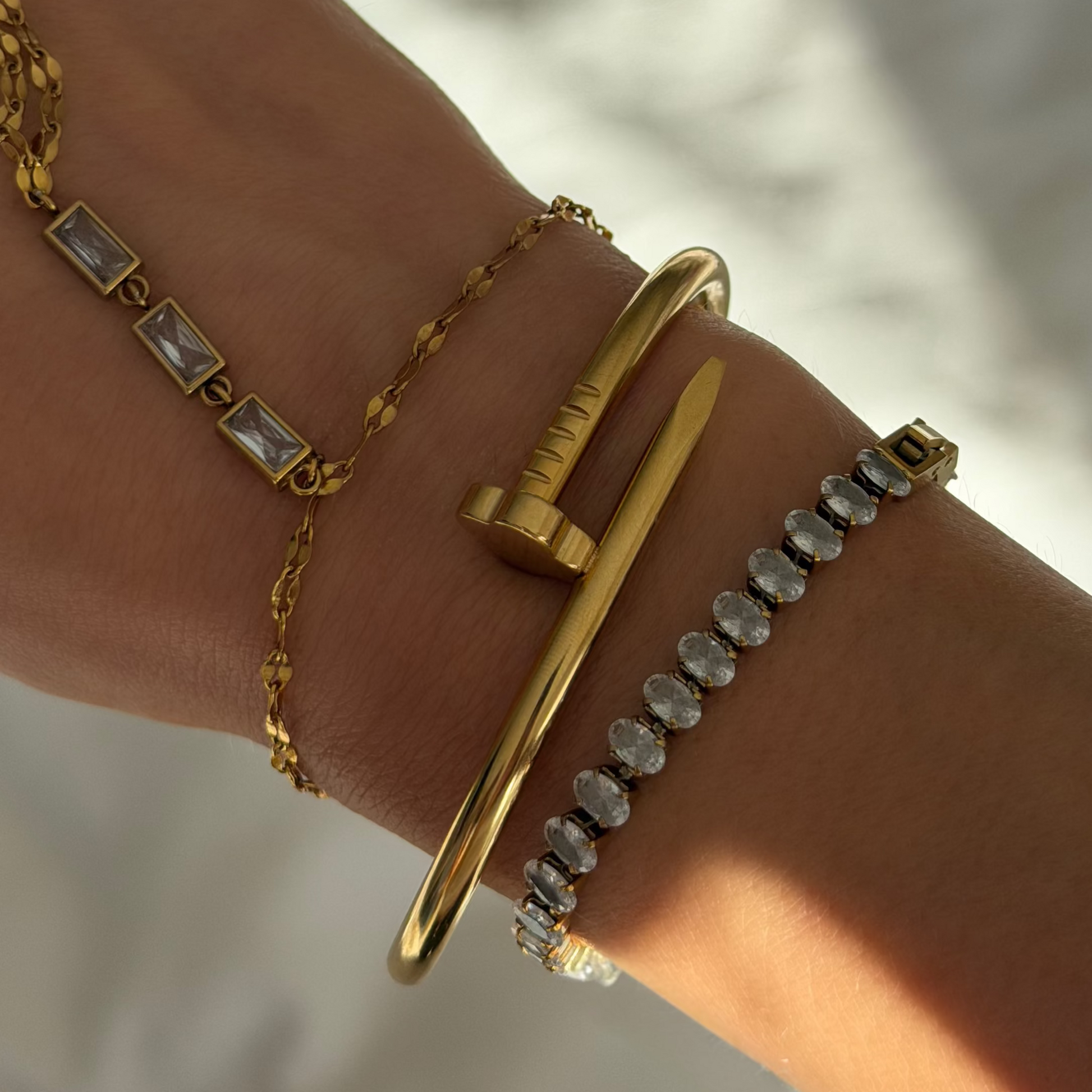 Hold Me Tight Bangle - EVRYJEWELS