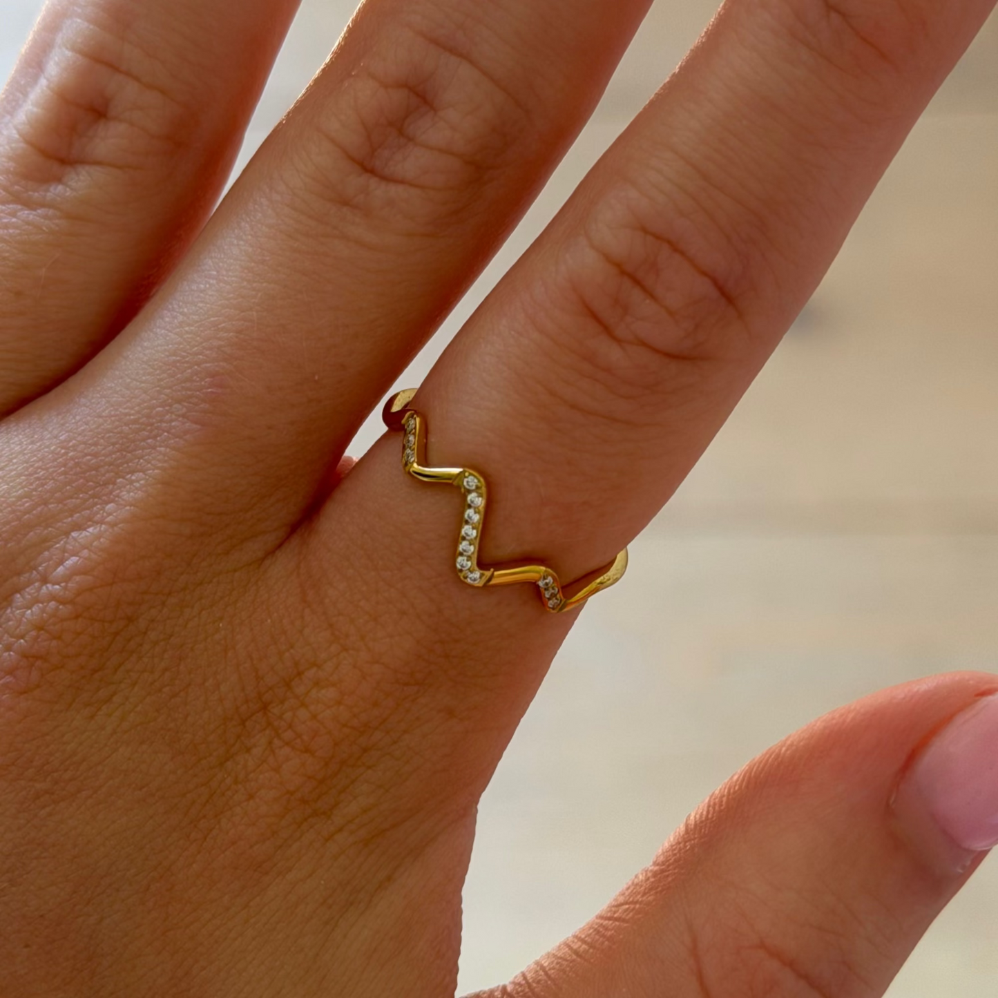 Pretty Wave Ring - EVRYJEWELS