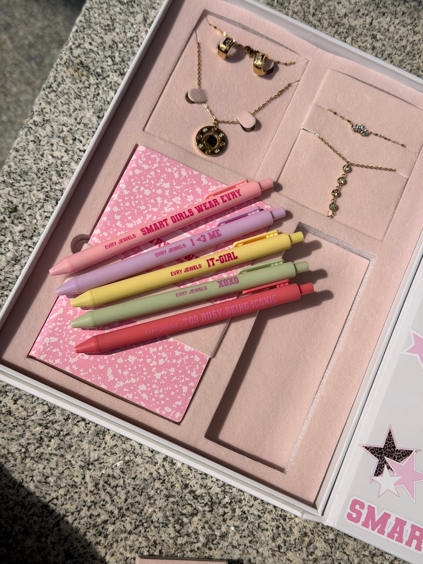 Pretty & Smart Back to School Box-PREORDER - EVRYJEWELS