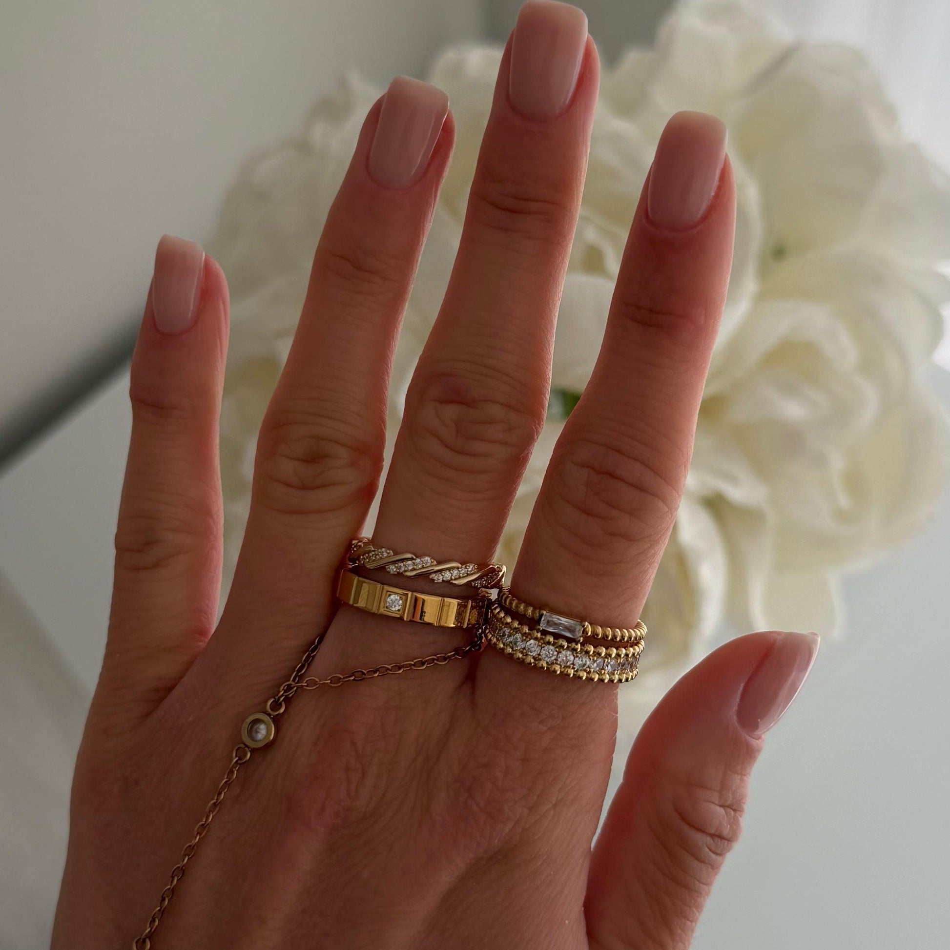 Moonbeam Ring - EVRYJEWELS