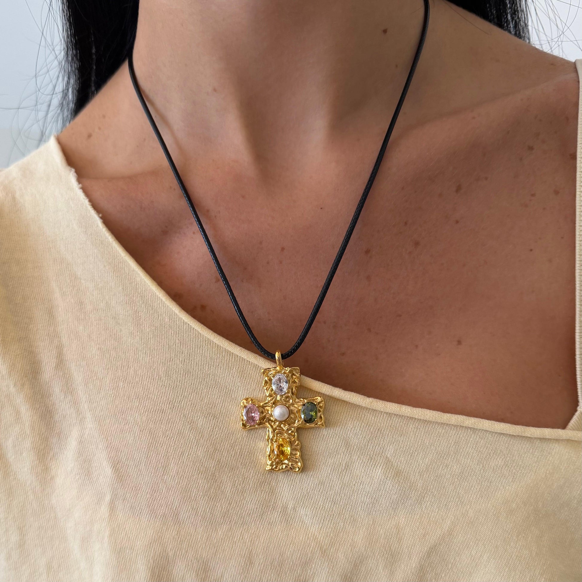 Popstar Cross Necklace - EVRYJEWELS
