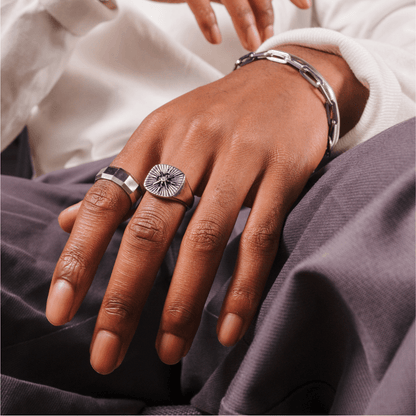 Knight’s Ring - EVRYJEWELS