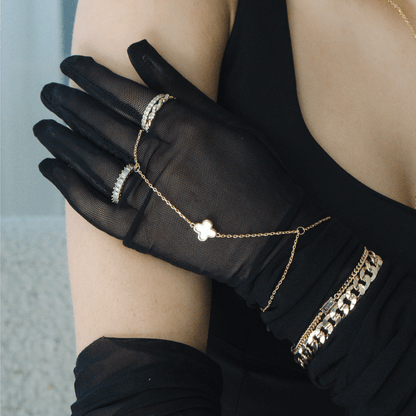 Lucky Hand Chain - EVRYJEWELS