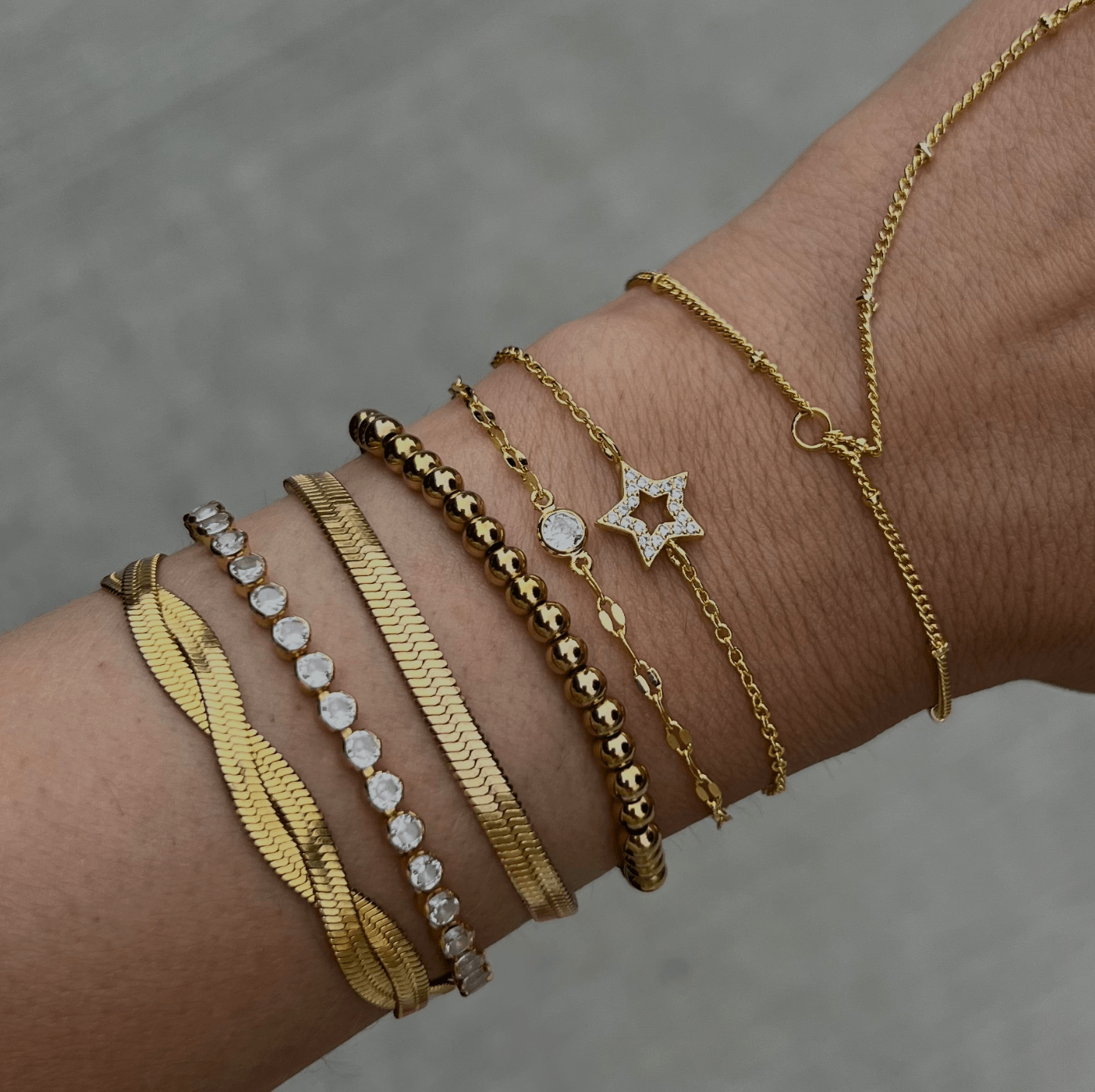 Medusa Bracelet - EVRYJEWELS