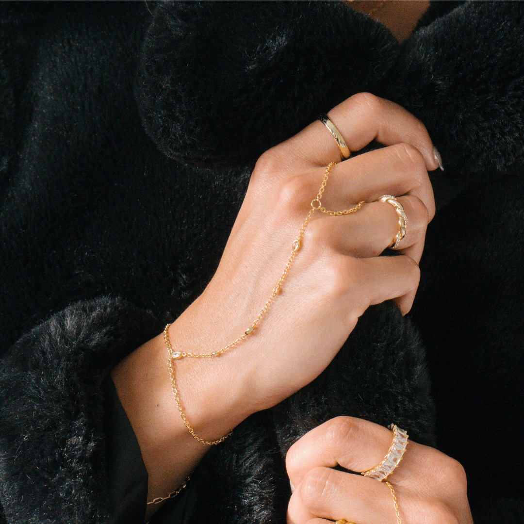 Mesmerized Hand Chain - EVRYJEWELS