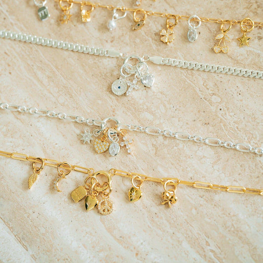 Take a Bow Charm - EVRYJEWELS