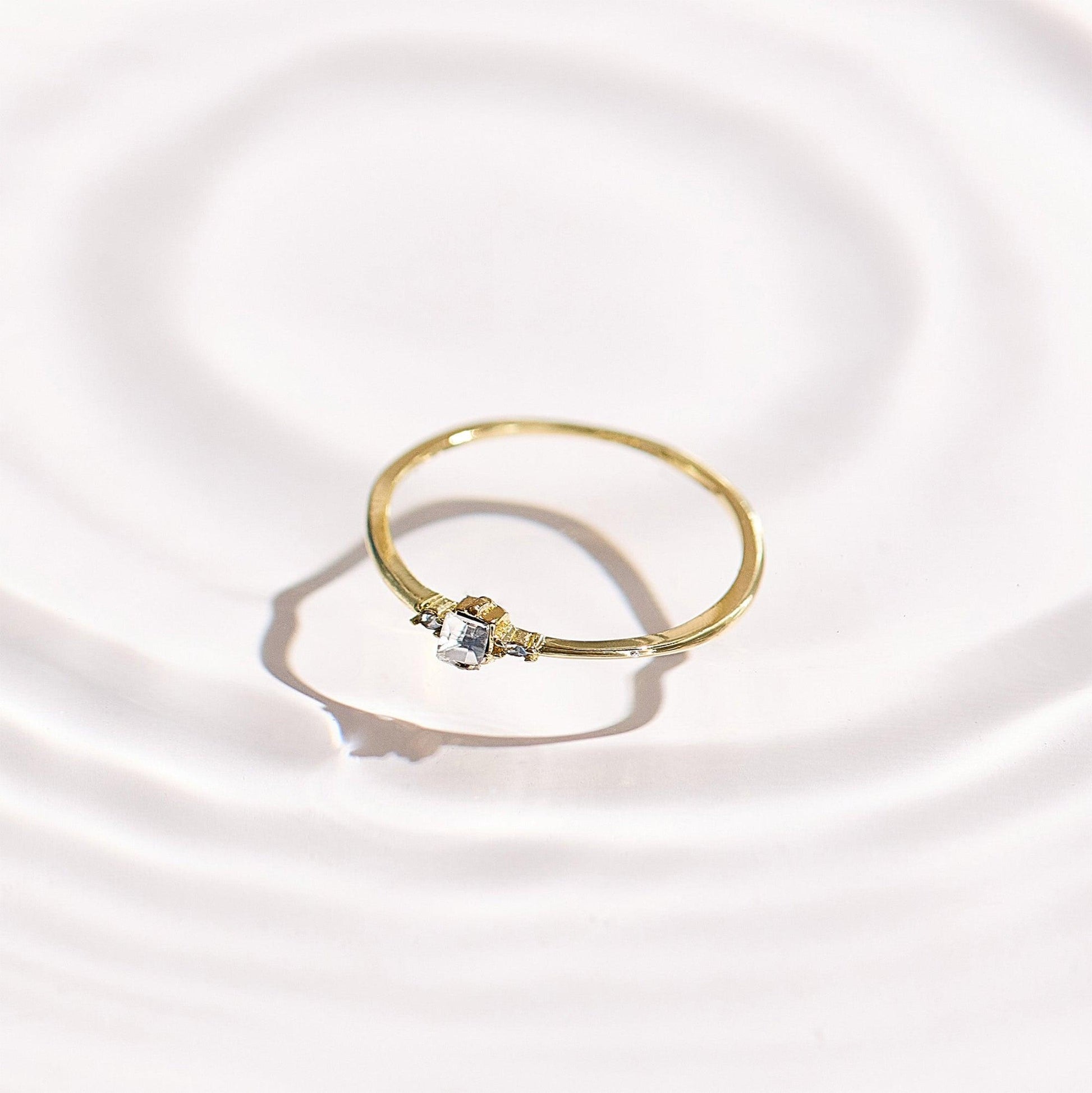 Temptress Ring - EVRYJEWELS