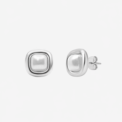 Daisy Dreams Pearl Earrings - EVRYJEWELS